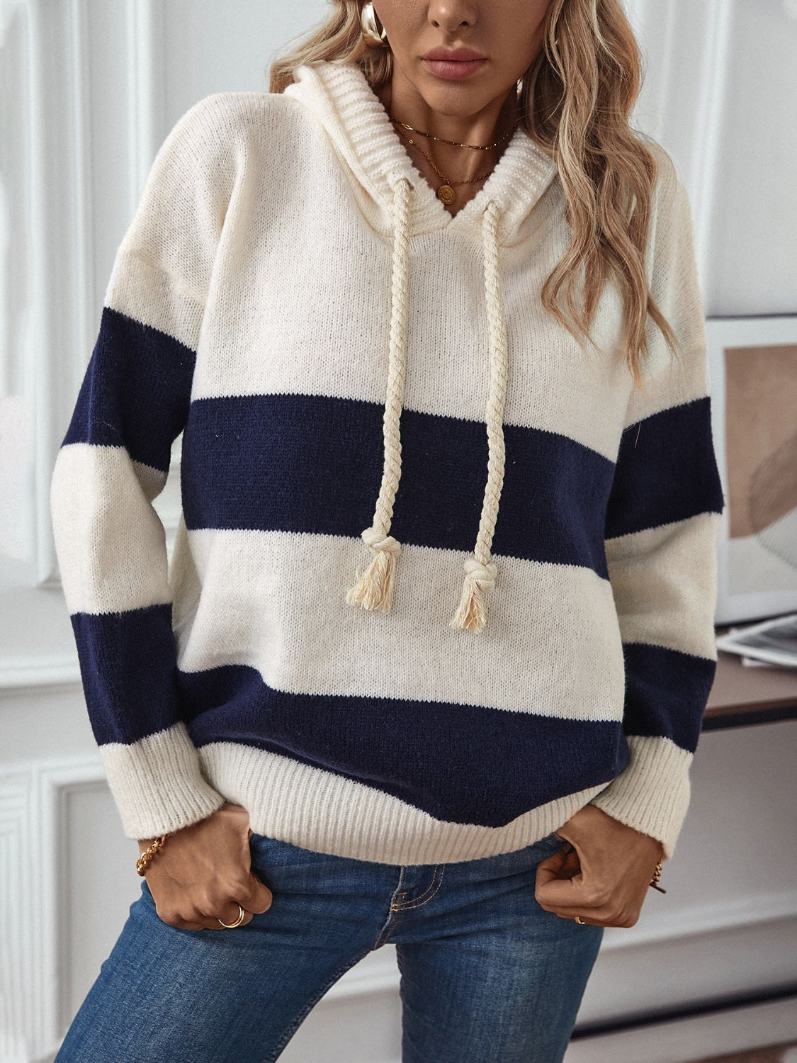 Lilian - Sweater met Capuchon en Koordje