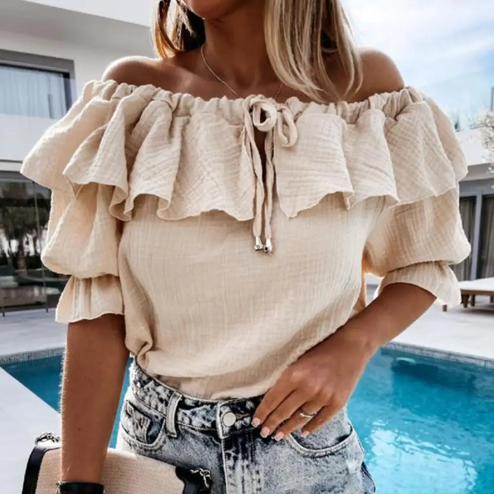 IANNA | Off-shoulder damesblouse met ruches en strikkoord